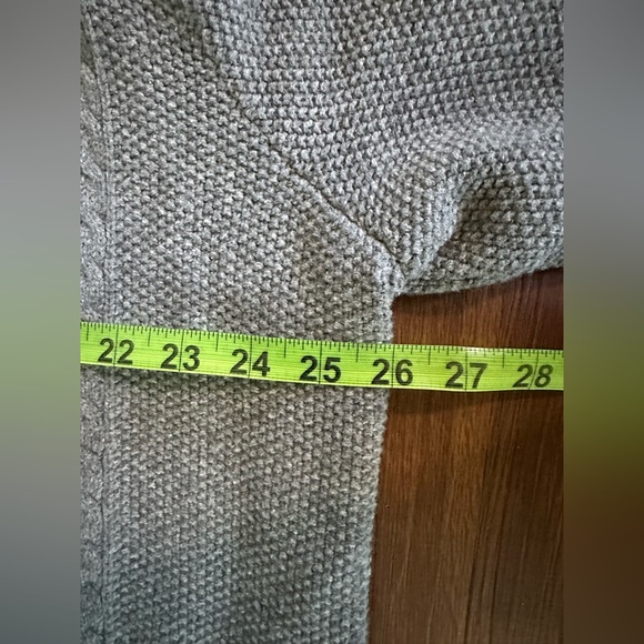 J. Jill Women’s Gray Cable Knit Open-Front Wool Blend Cardigan - Picture 5 of 7